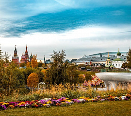 Москва с прогулкой на теплоходе